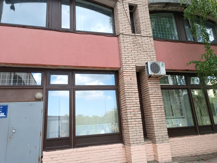 Нежилое помещение 241,9 кв. м  с арендатором на Пулковском шоссе